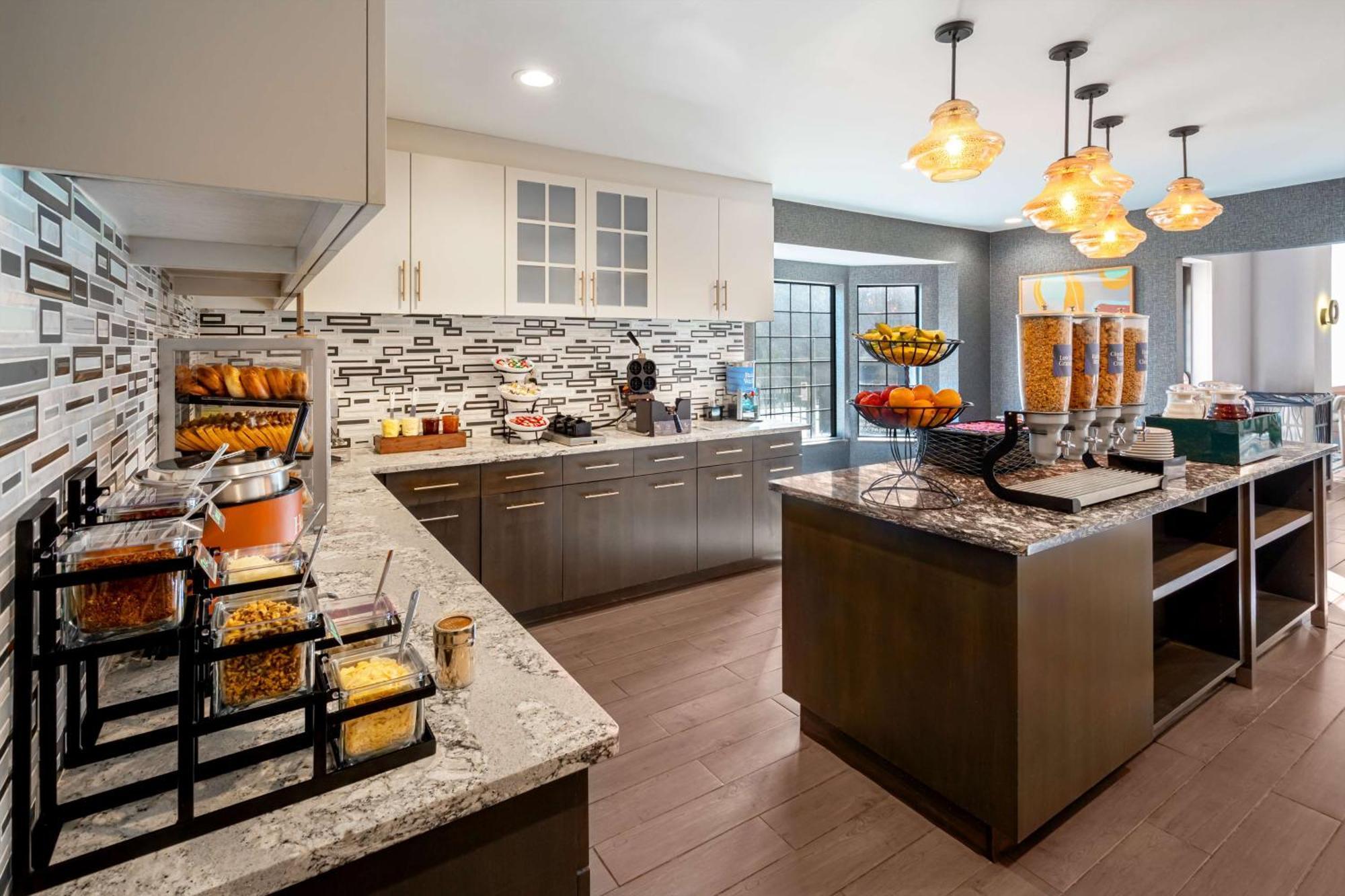 Homewood Suites By Hilton Eatontown Εξωτερικό φωτογραφία