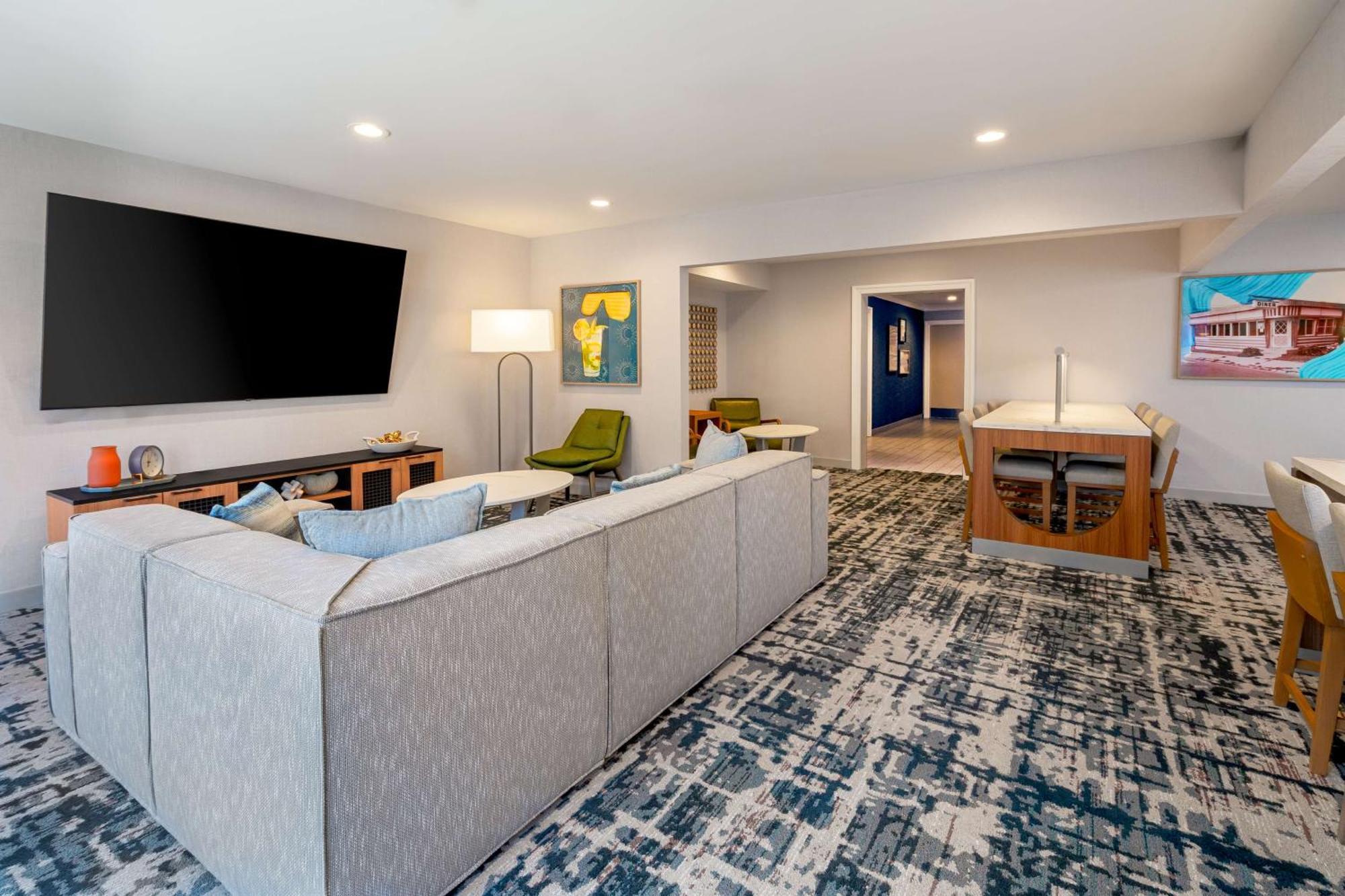 Homewood Suites By Hilton Eatontown Εξωτερικό φωτογραφία