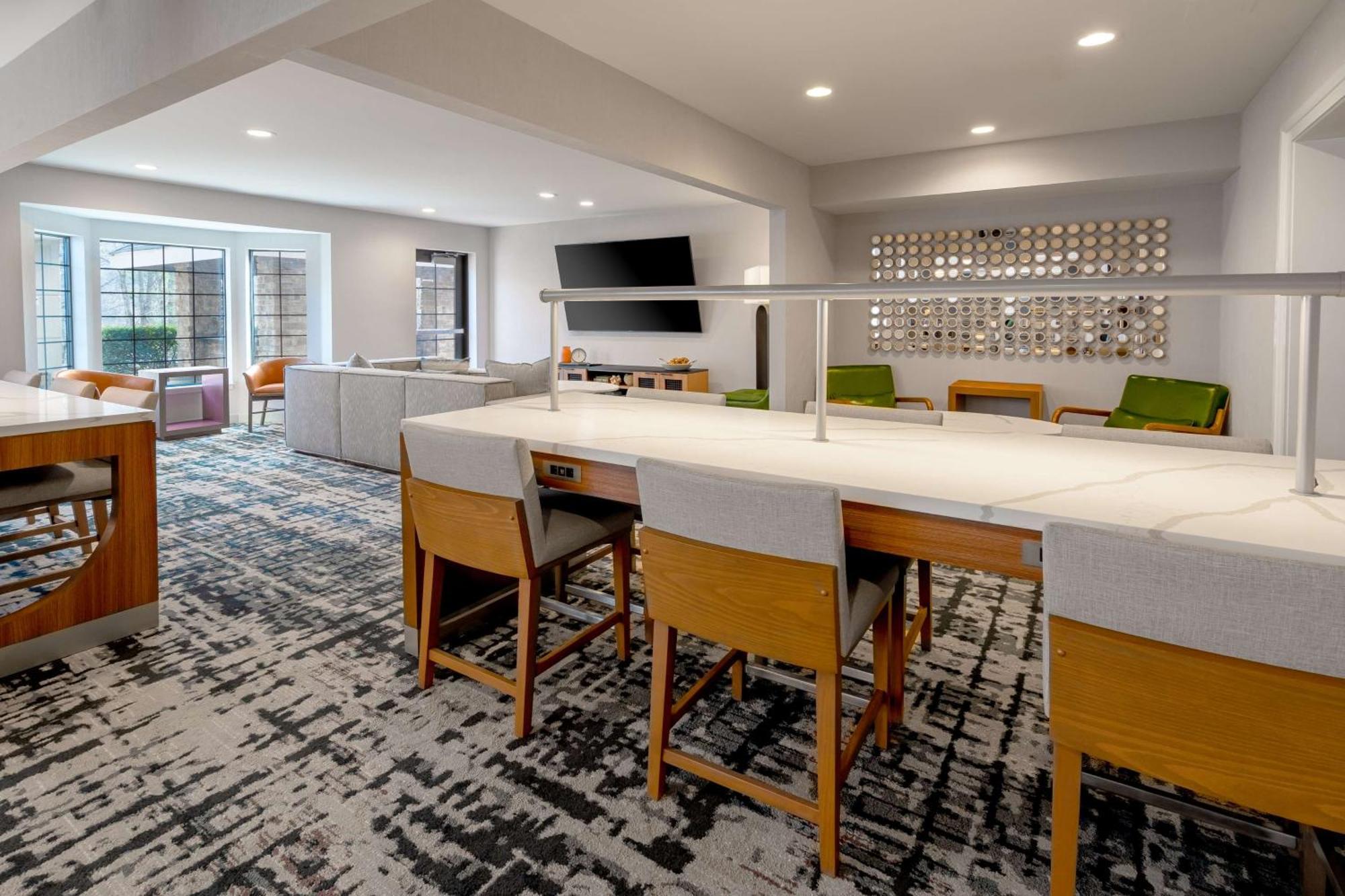 Homewood Suites By Hilton Eatontown Εξωτερικό φωτογραφία